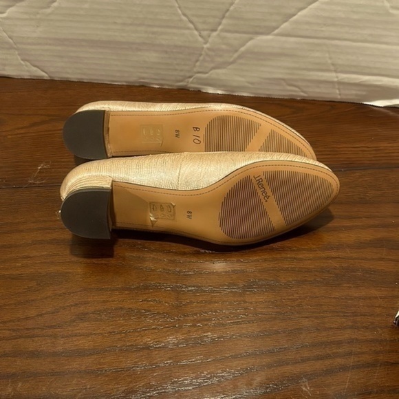 JRenee - Picture 3 of 5